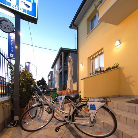 Adelphi Room & Breakfast Ferrara Luaran gambar