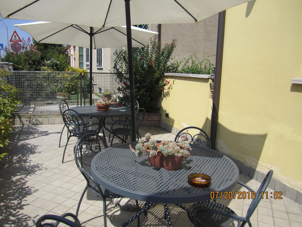 Adelphi Room & Breakfast Ferrara Luaran gambar