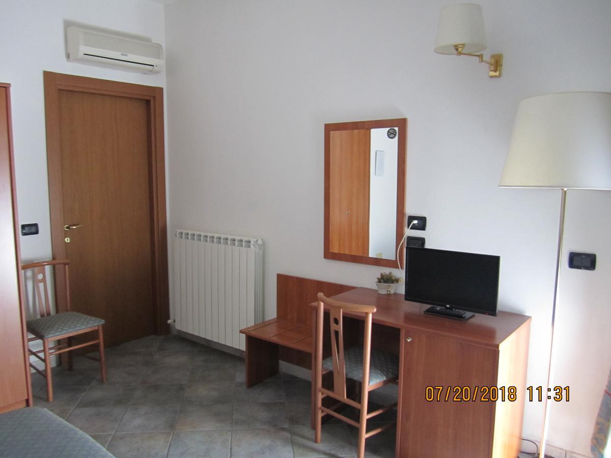 Adelphi Room & Breakfast Ferrara Luaran gambar